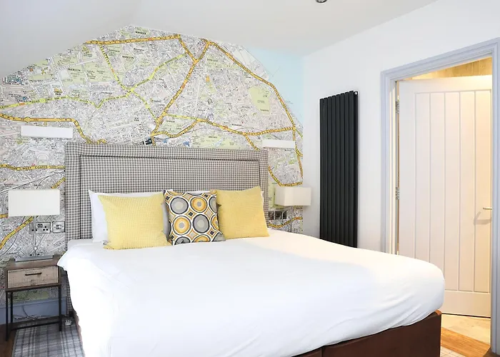 Cairn Hotel & Apartments Edinburgh